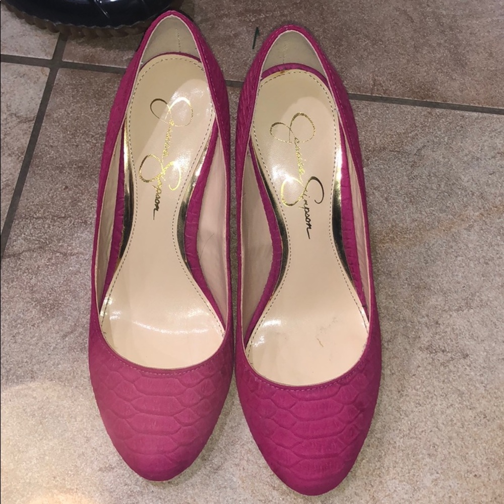 Jessica Simpson heels